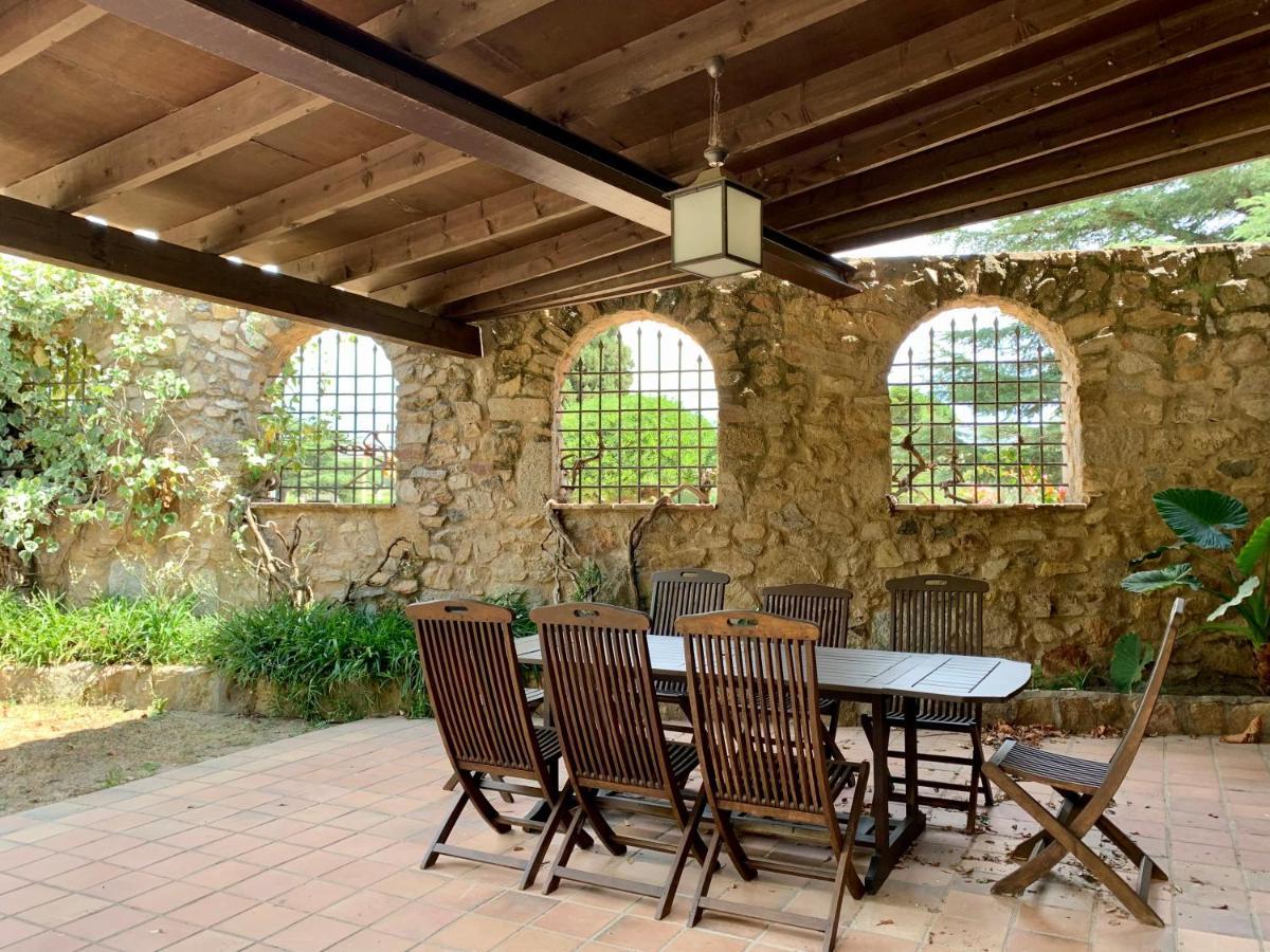 Capmany Els Racons Del Fort Castle In Wine Territory מראה חיצוני תמונה