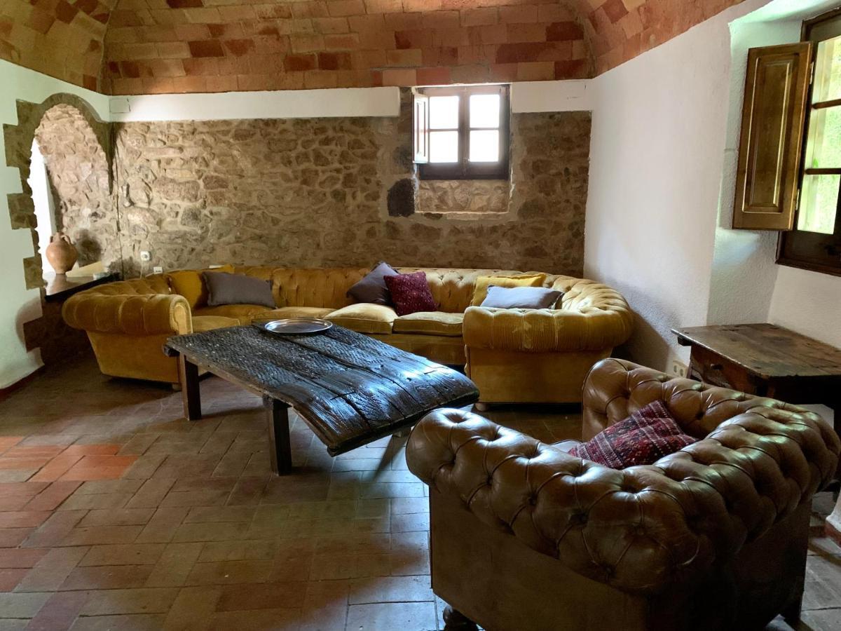Capmany Els Racons Del Fort Castle In Wine Territory מראה חיצוני תמונה