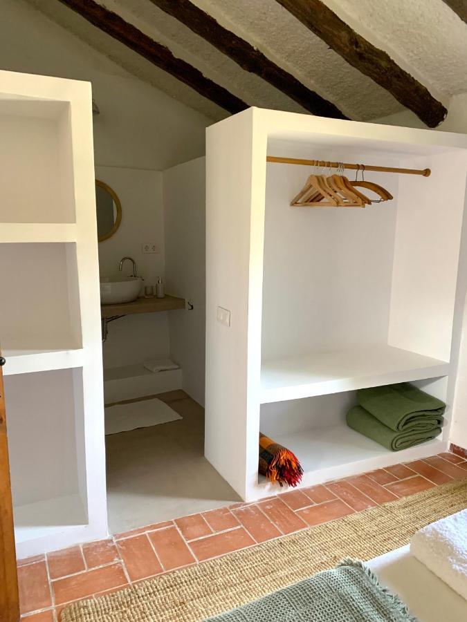 Capmany Els Racons Del Fort Castle In Wine Territory מראה חיצוני תמונה